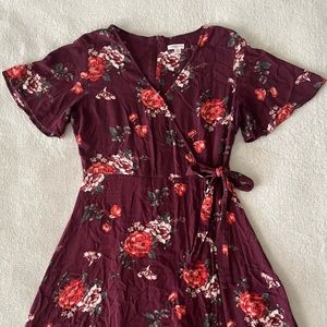 Xhilaration Maroon Floral Dress